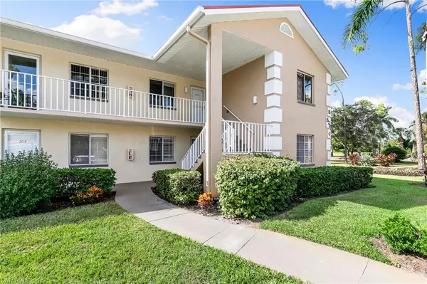 520 Augusta BLVD #B204, Naples, FL 34113