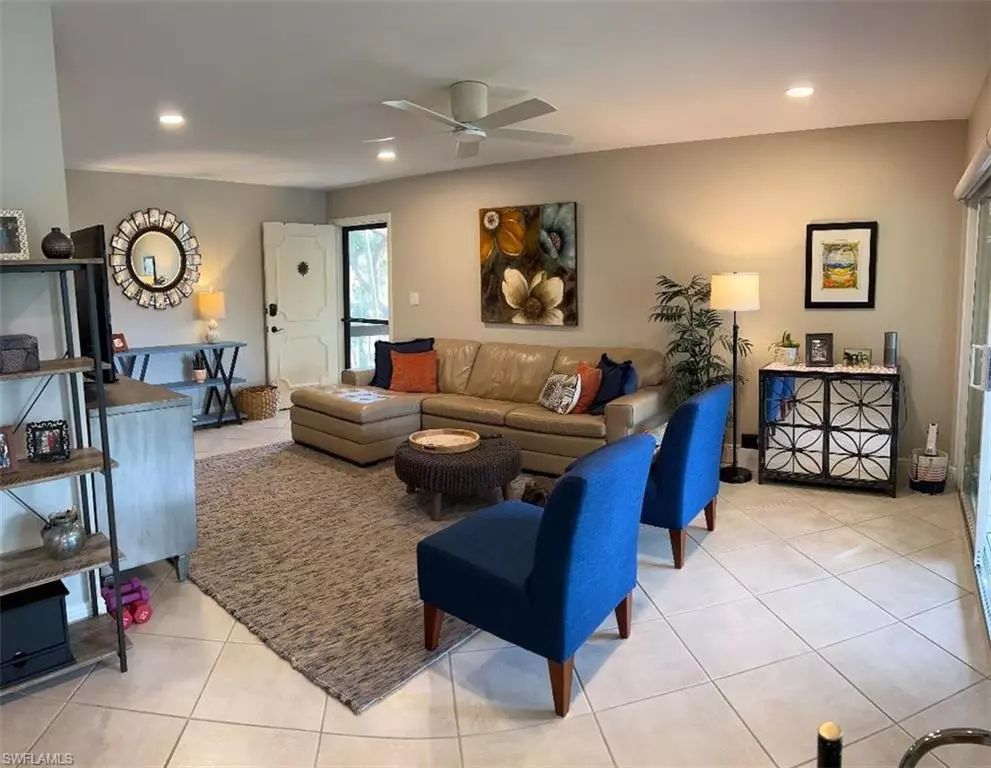 Naples, FL 34103,4150 Belair LN #206