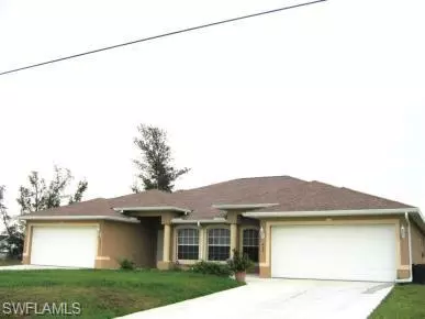 Cape Coral, FL 33991,421/423 SW 3rd CT