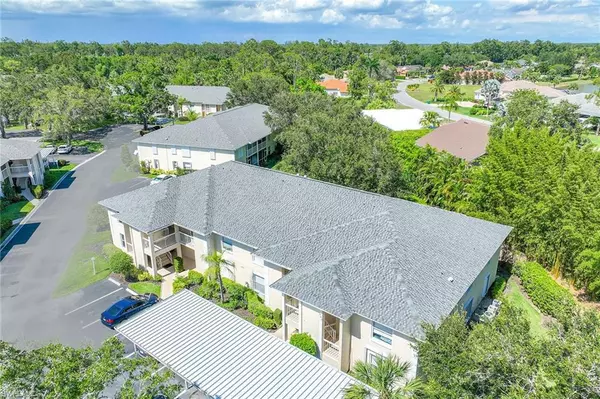 Naples, FL 34104,605 Squire CIR #103