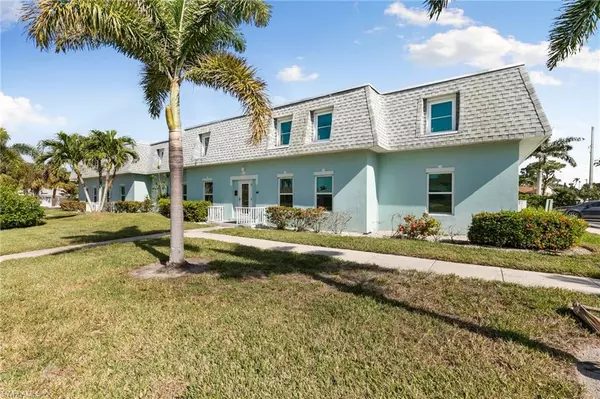 Marco Island, FL 34145,465 Bald Eagle DR #4