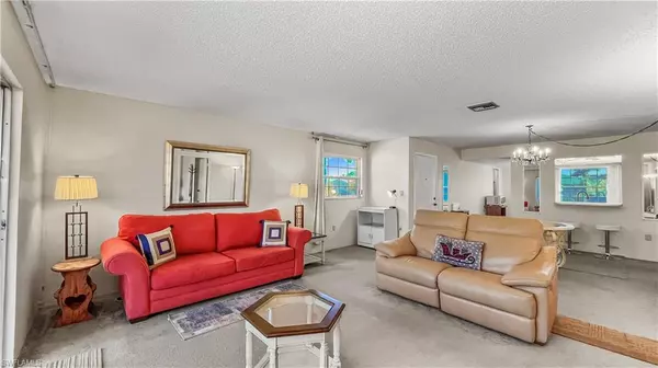 North Fort Myers, FL 33917,7074 Nantucket CIR #5