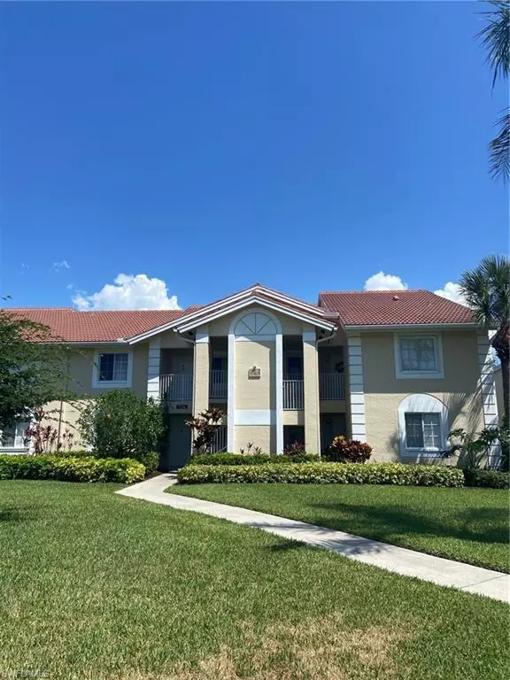 Naples, FL 34109,7736 Jewel LN #W-104