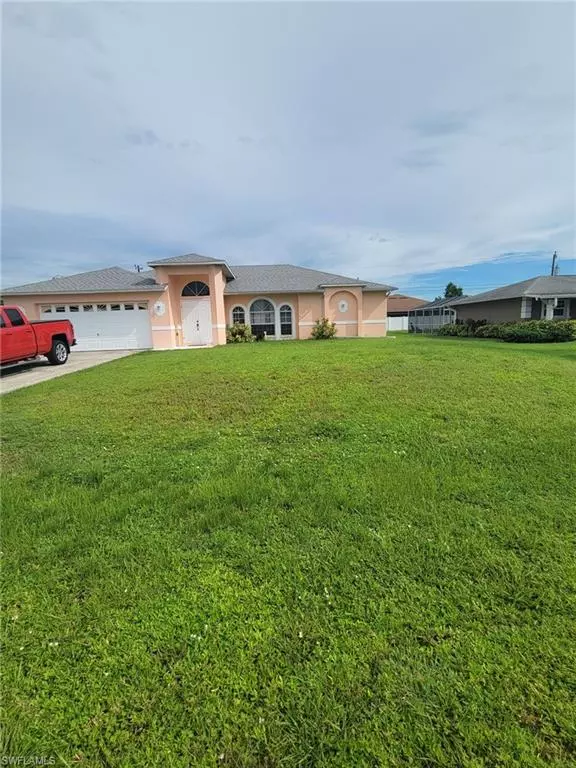 221 SE 6th TER, Cape Coral, FL 33990