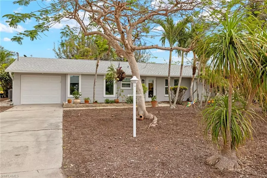 1971 Roseate LN, Sanibel, FL 33957