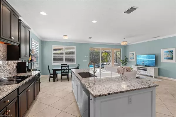 Naples, FL 34112,7759 Martino CIR