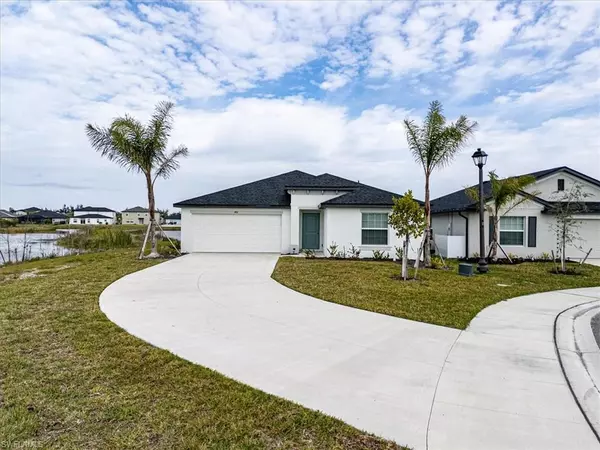 North Fort Myers, FL 33917,4101 Etna CT