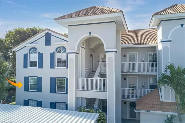 Naples, FL 34110,585 Club Side DR #201