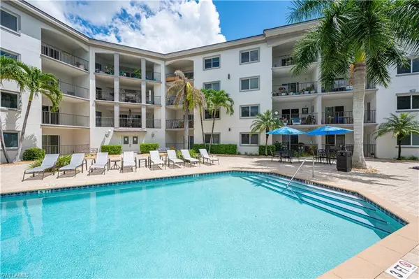 1100 Pine Ridge RD #400, Naples, FL 34108