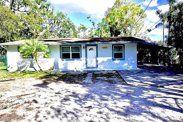 3900 Arnold DR, Fort Myers, FL 33916