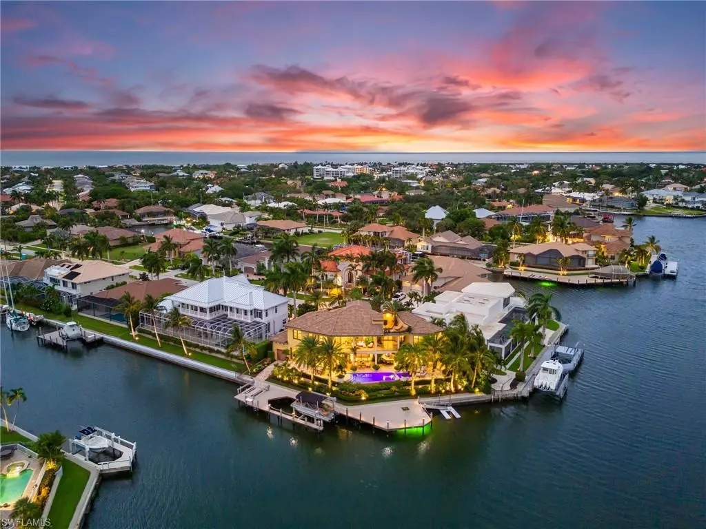 Marco Island, FL 34145,475 Parkhouse CT