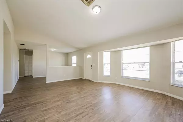 Bonita Springs, FL 34135,10217 Sandy Hollow LN