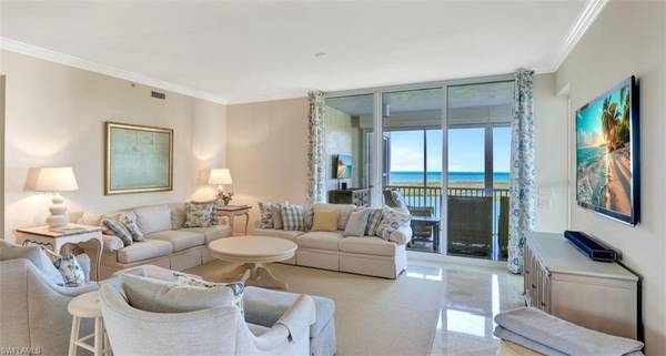 285 Grande WAY #1605, Naples, FL 34110