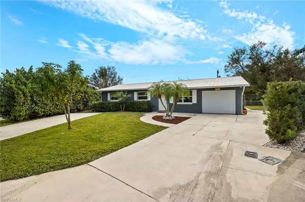 Fort Myers, FL 33905,2990 Renee CT