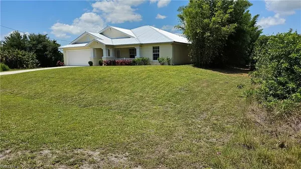 Lehigh Acres, FL 33974,438 Piper AVE