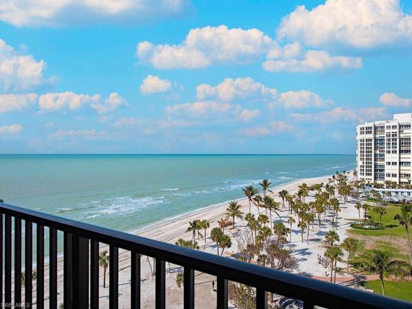 4005 Gulf Shore BLVD N #903, Naples, FL 34103