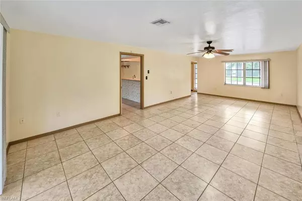 Naples, FL 34108,29 Caribbean RD