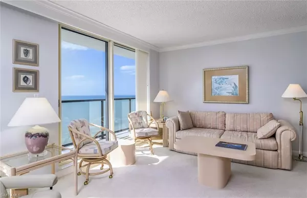 Naples, FL 34103,4901 Gulf Shore BLVD N #2104