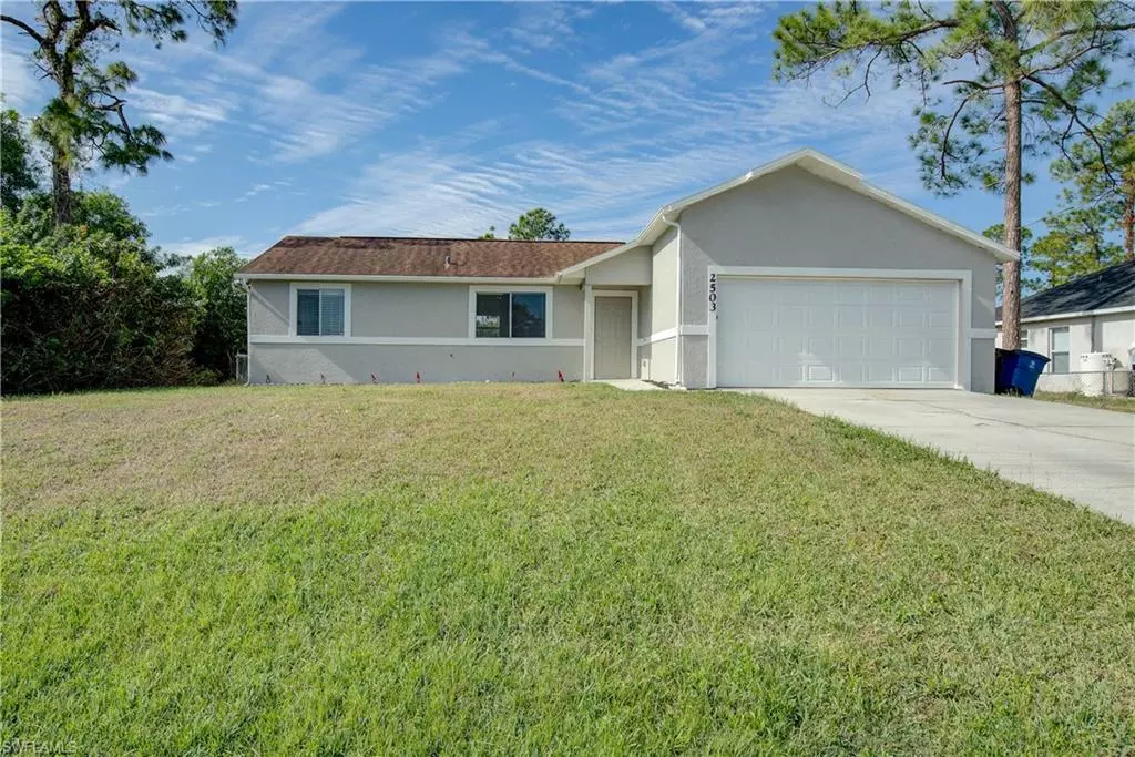 Lehigh Acres, FL 33971,2503 Paula AVE N