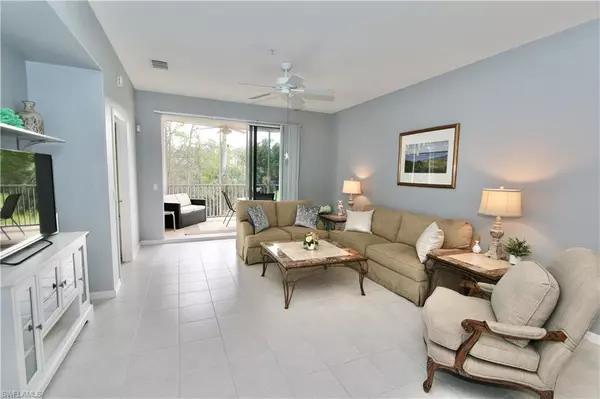 Naples, FL 34112,4844 Hampshire CT #106