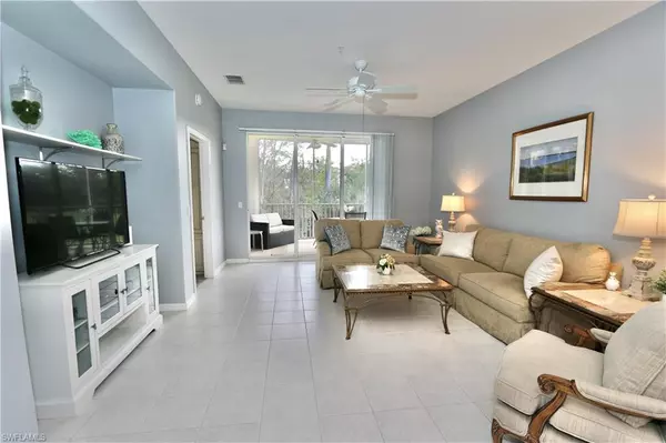 Naples, FL 34112,4844 Hampshire CT #106