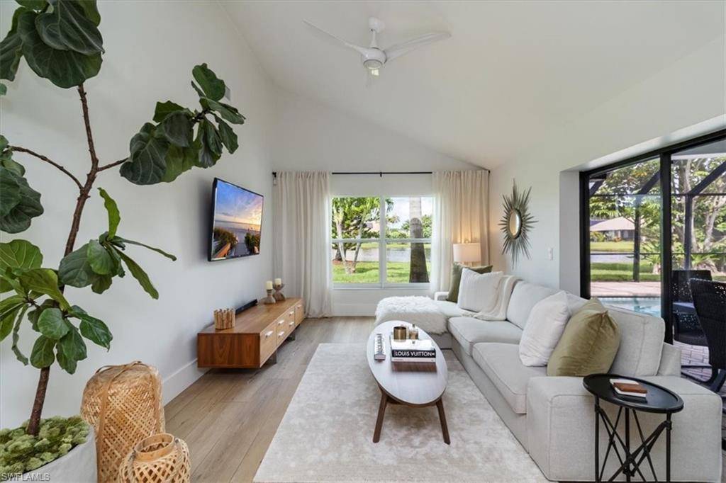 Naples, FL 34113,449 FOREST HILLS BLVD