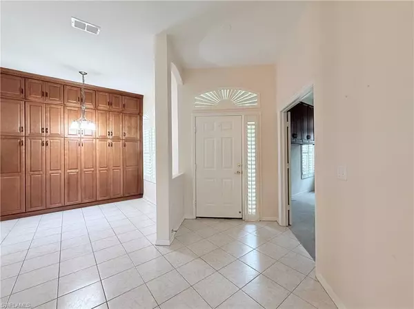 Naples, FL 34112,8774 Naples Heritage DR #E21
