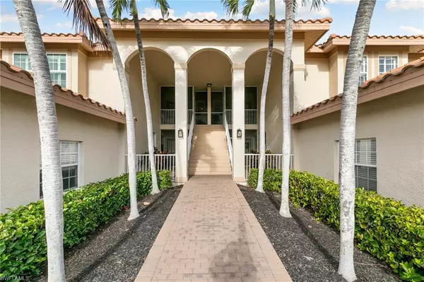 Marco Island, FL 34145,214 Waterway CT #3-201