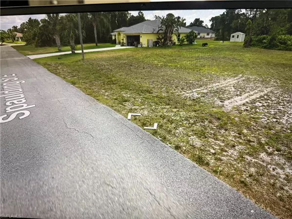 Lehigh Acres, FL 33974,725 Spaulding TER