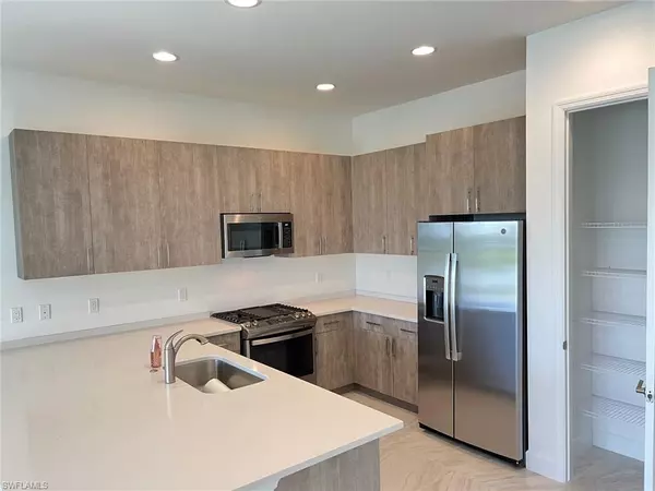 Estero, FL 33928,12774 Woodbury DR