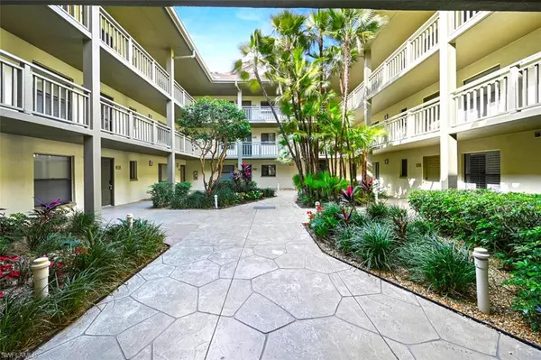 Bonita Springs, FL 34134,3661 Wild Pines DR #207