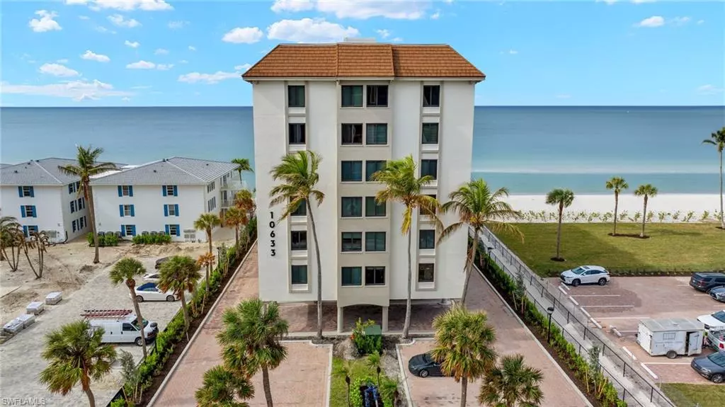 Naples, FL 34108,10633 Gulf Shore DR #3S