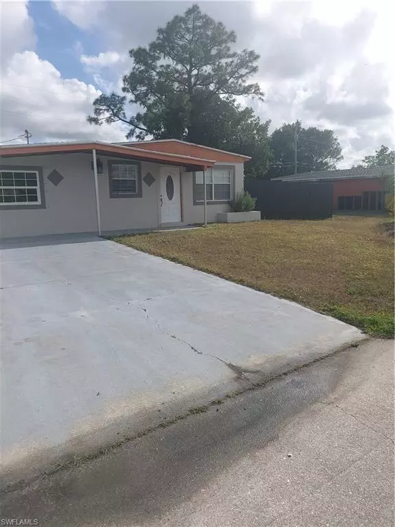 Lehigh Acres, FL 33936,124 Apache ST