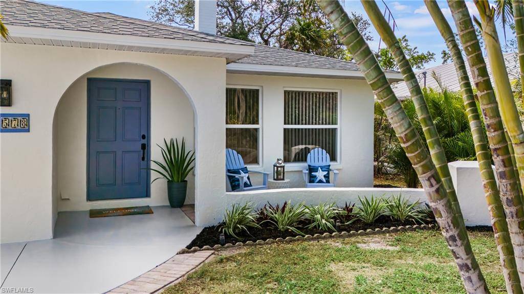 578 100th AVE N, Naples, FL 34108