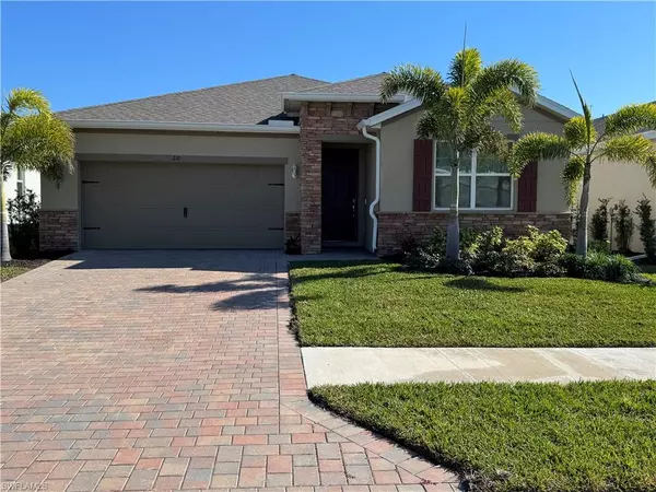 210 Spring Hill Lake LOOP, Cape Coral, FL 33993