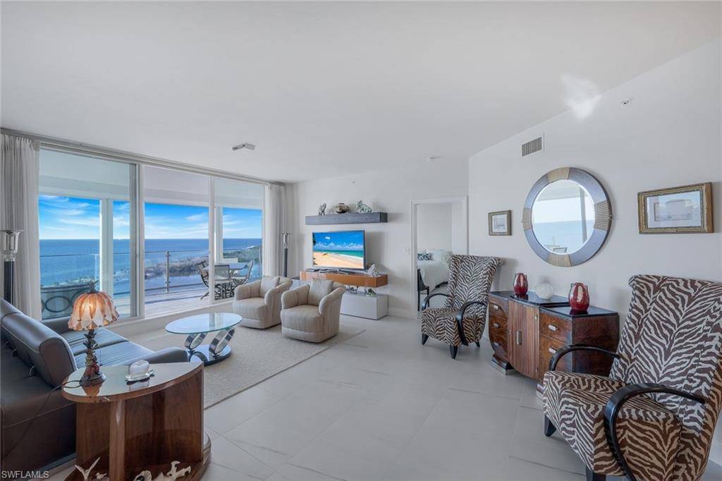 Naples, FL 34103,60 Seagate DR #1702