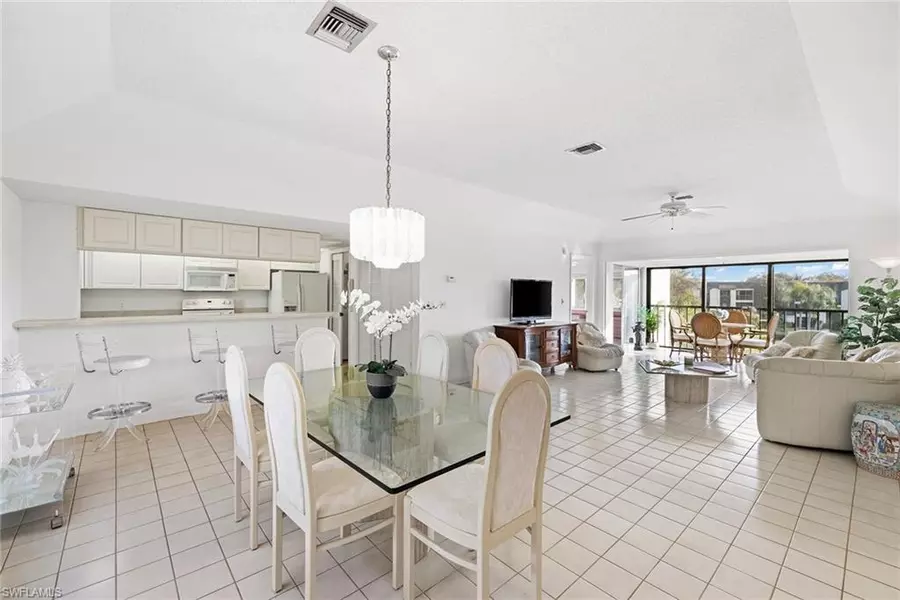 1530 Oyster Catcher PT #1530C, Naples, FL 34105