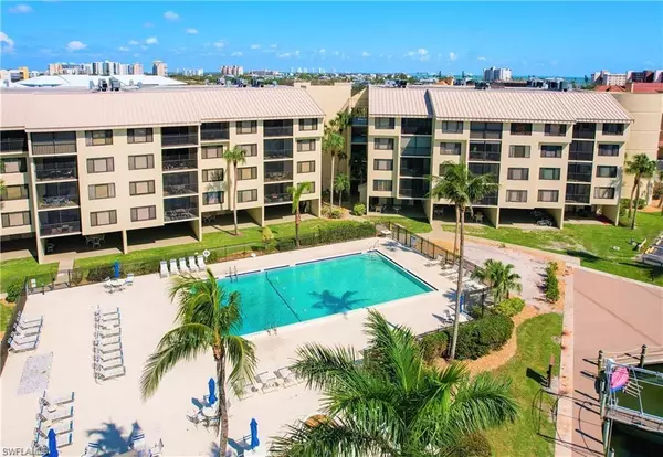 Fort Myers Beach, FL 33931,7317 Estero BLVD #108