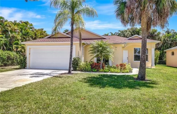 3408 Boca Ciega DR, Naples, FL 34112