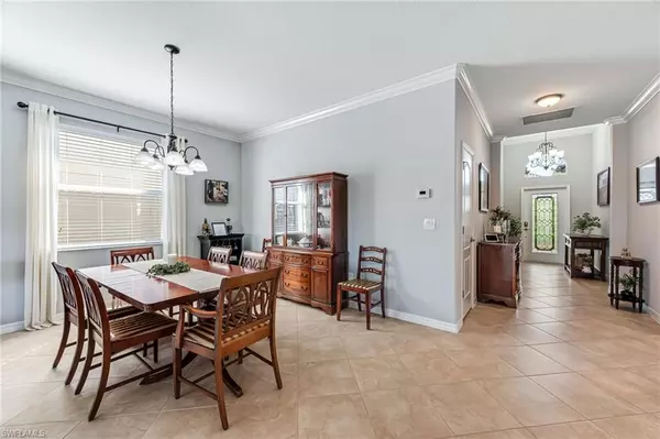 Naples, FL 34114,14641 Fern Lake CT