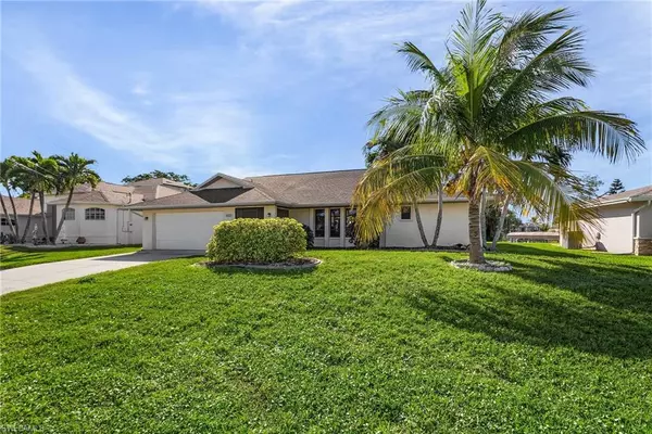 Cape Coral, FL 33904,1422 SE 32nd ST