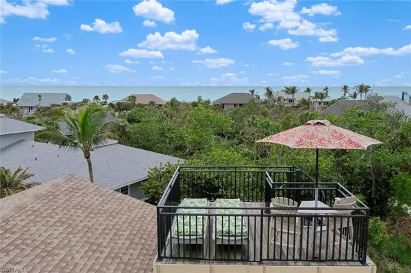 Sanibel, FL 33957,4353 Gulf Pines DR