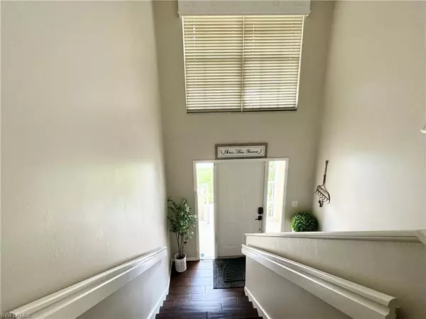 Naples, FL 34108,1061 Egrets Walk CIR #201