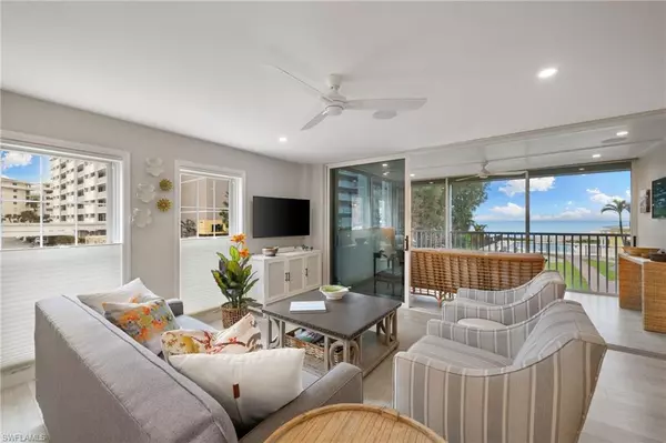 Naples, FL 34103,3483 Gulf Shore BLVD N #106