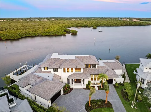 Naples, FL 34102,2375 Snook DR
