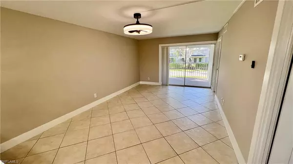 Naples, FL 34102,1900 Alamanda DR #203