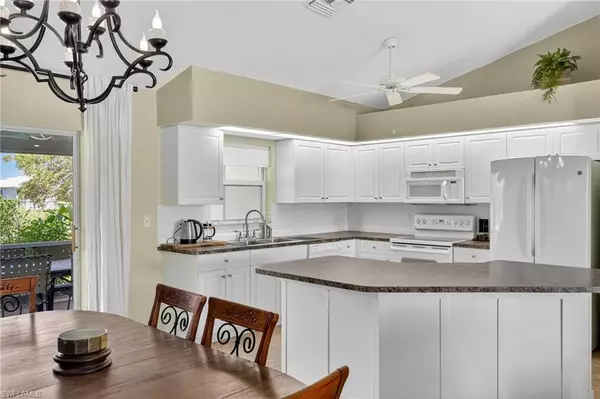 Cape Coral, FL 33914,2526 SW 10th AVE