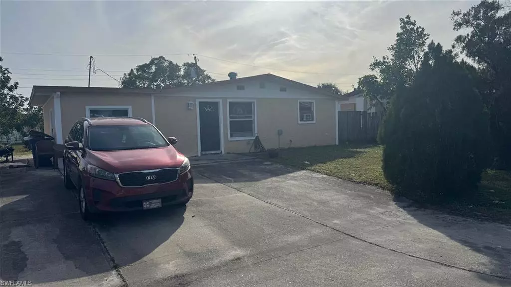 Fort Myers, FL 33907,2184 Coronet ST