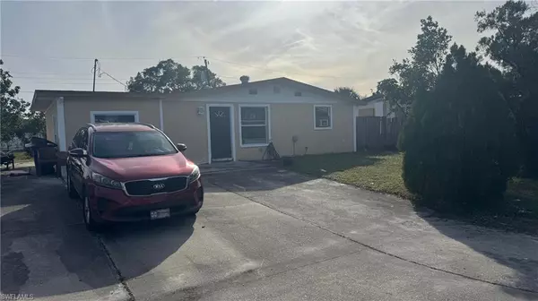 2184 Coronet ST, Fort Myers, FL 33907