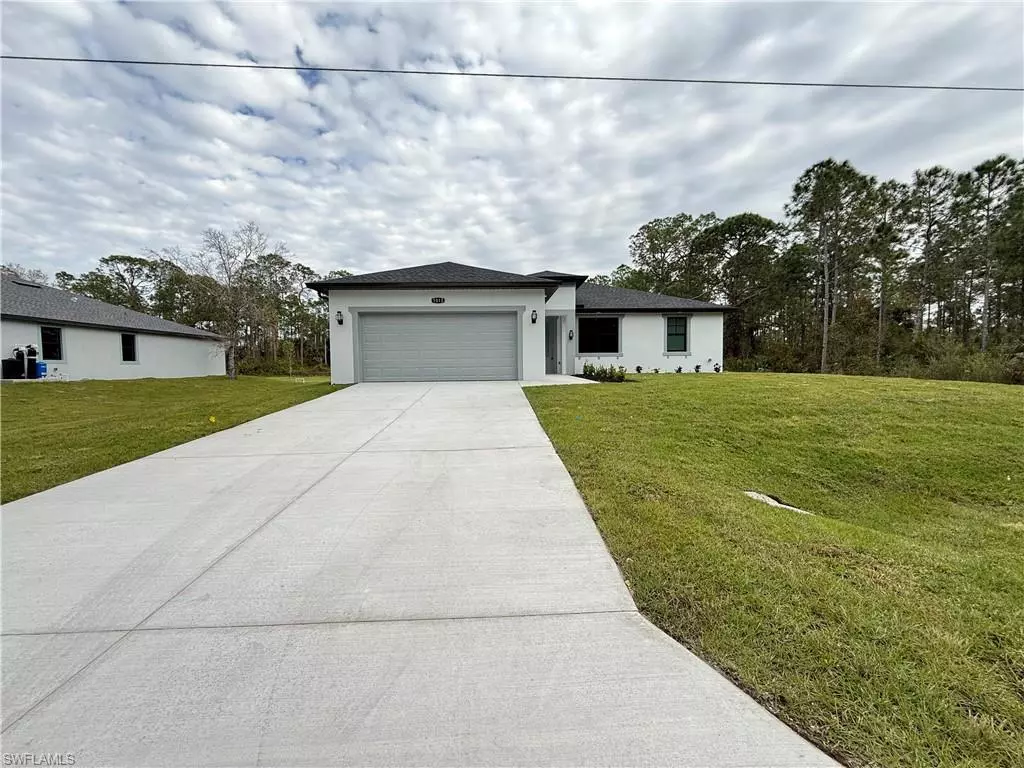 Lehigh Acres, FL 33972,1012 Magnolia AVE